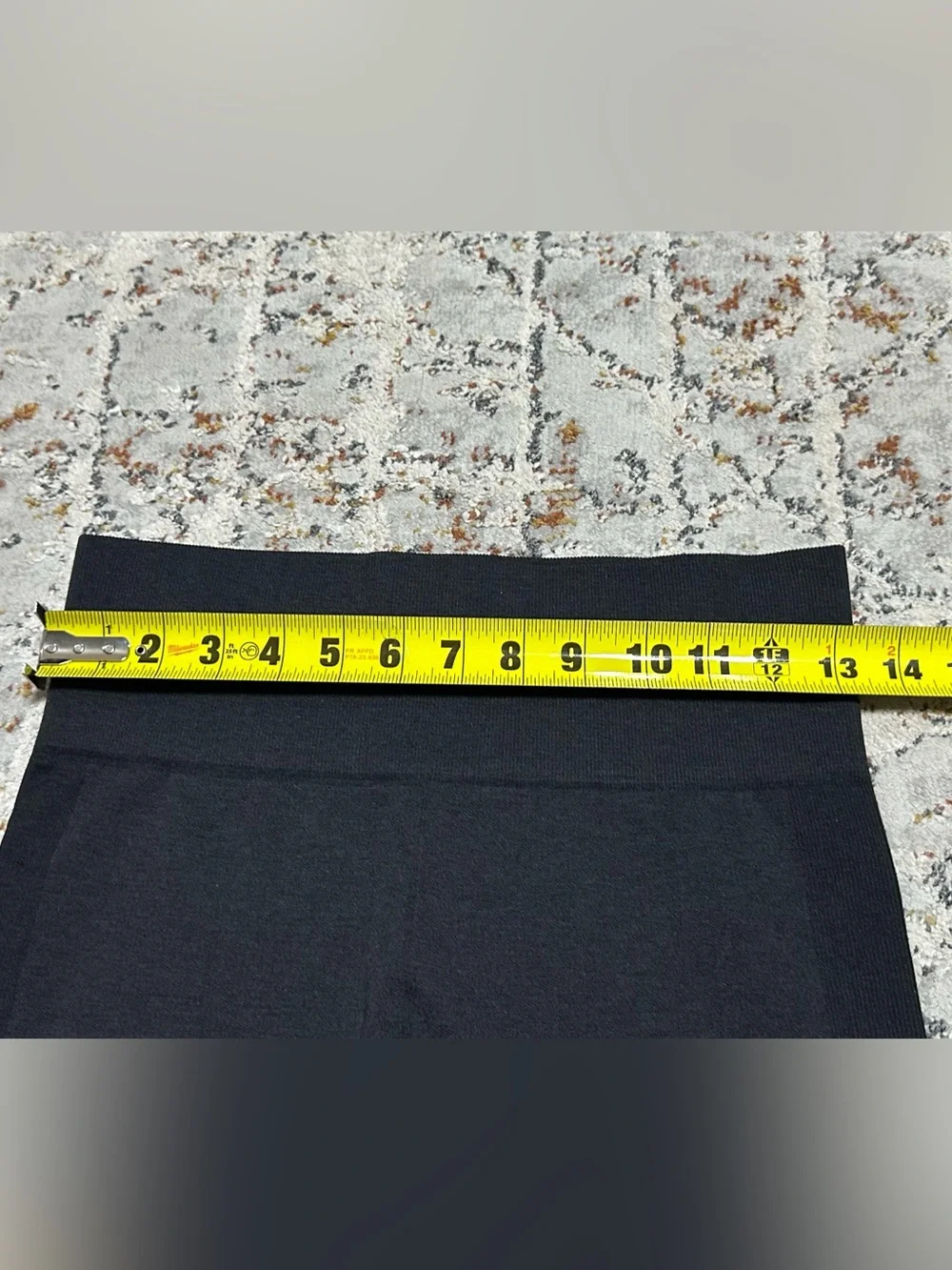 Lululemon Seamlessly Street Crop Leggings size 6